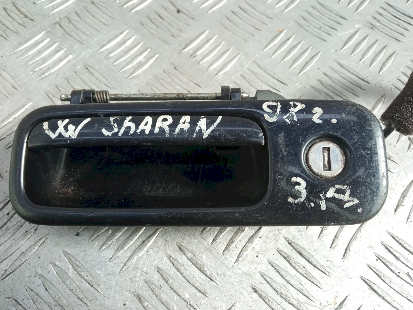 Ручка крышки багажника - Volkswagen Sharan (1995-2010)