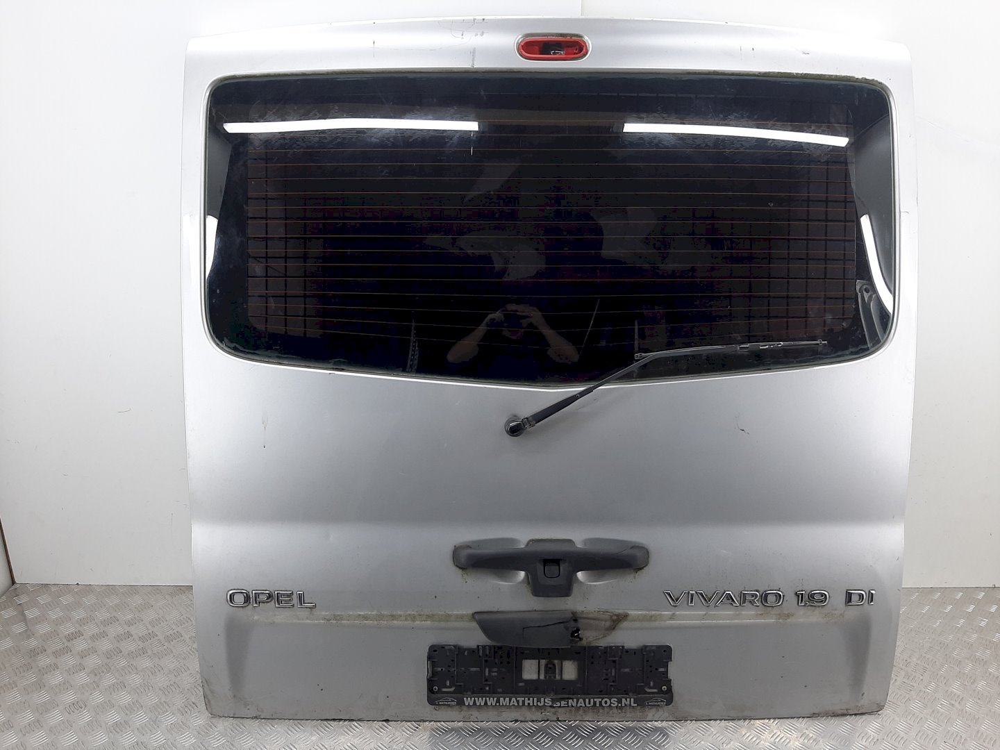 Крышка багажника - Opel Vivaro A (2001-2014)