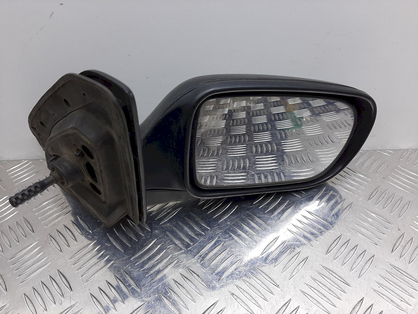 Зеркало боковое - Mazda 323 BA (1994-1998)